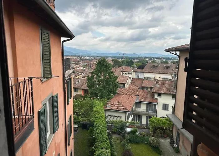 Nido Pignolo - Immobili E Soluzioni Rent 贝尔加莫